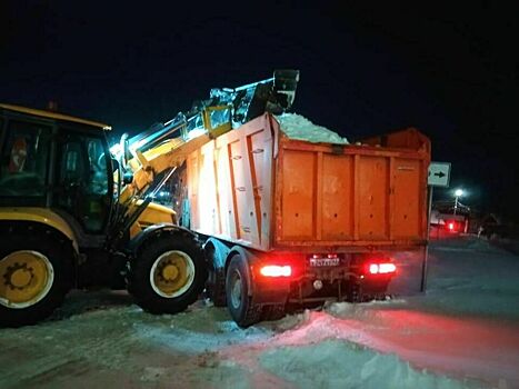 В Кирове снова начнут вывозить снег с улиц