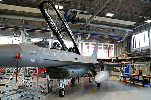 Bloomberg: США могут не успеть в срок поставить Тайваню истребители F-16
