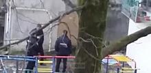 СК проводит проверку по факту гибели женщины после падения из окна многоэтажного дома в Сочи