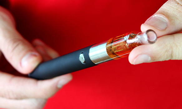 Огоньку нашлось: почему электронная сигарета может взорваться