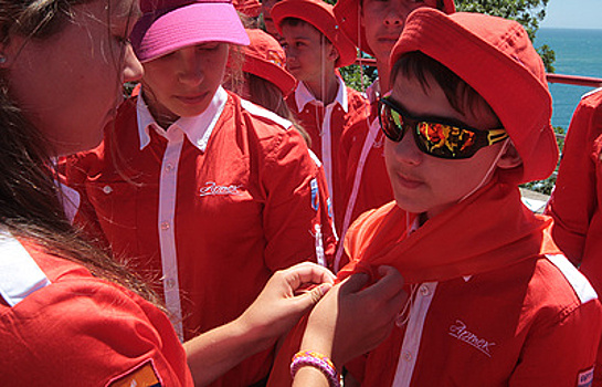 Профессия или развлечение: как и чему должны обучать вожатых для детских лагерей