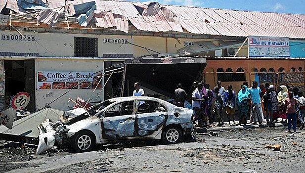 Деcять человек погибли при взрыве в Сомали