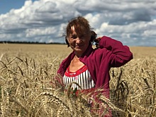 71-летняя соцработница из деревни Большая Андреевка каждый день помогает своим землякам