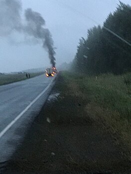 Авария на трассе в Удмуртии, возрождение медпунктов и возможность выбора банка: что произошло минувшей ночью