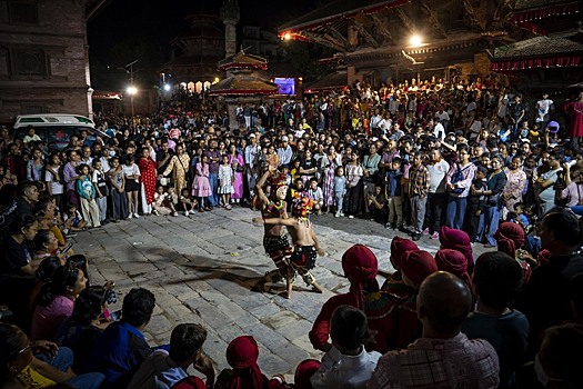 Российская туристка рассказала о происходящем в Непале