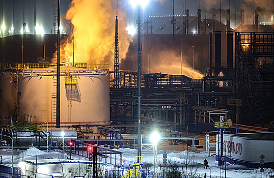 Пожар на газовом терминале в порту Усть-Луга локализован