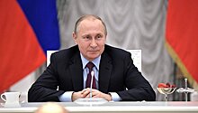 Путин: Приходится с дубиной добиваться повышения зарплат учителей