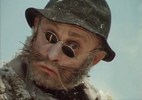 Ростуризм объяснил, могут ли отели размещать неженатых в одном номере