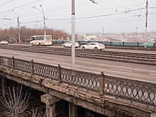 Глава Барнаула провел выездное совещание по реконструкции моста на Новом рынке