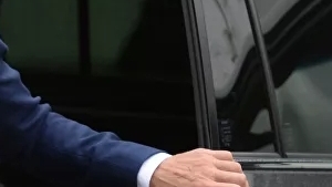 Кожемяко пригласил Лукашенко во Владивосток