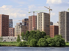 В Москве третий месяц дешевеют новостройки