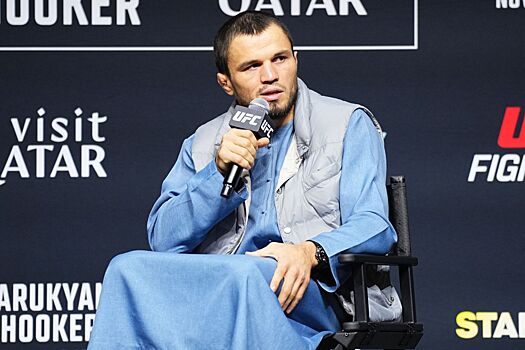 Умар Нурмагомедов в сопровождении Хабиба и Махачева выехал на арену UFC 324