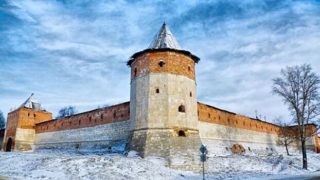 Каникулы в Кремле и рыцарский турнир: чем заняться в выходные в Подмосковье