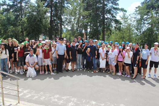 В Самарской области полицейские и общественники провели правовую игру в детском лагере