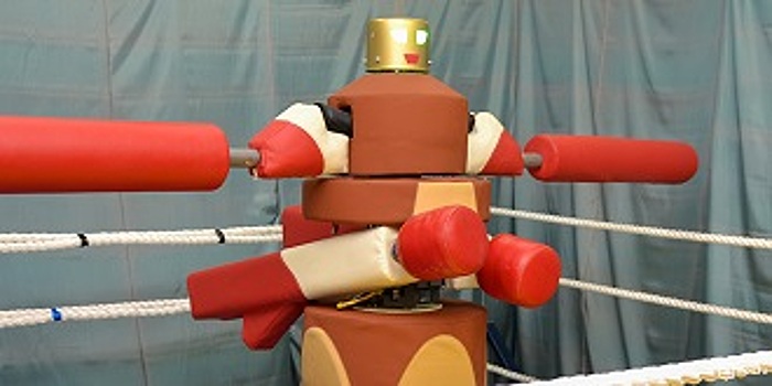 В День защитника Отечества можно будет сразиться с роботом-гладиатором