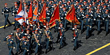 День Победы в городах России встретили парадами и памятными акциями
