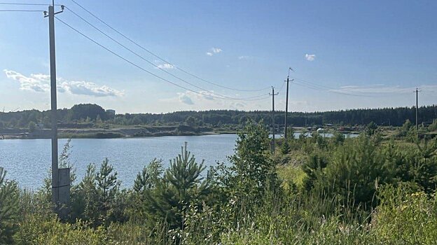 Из водоема в Русеевском карьере достали тело мужчины