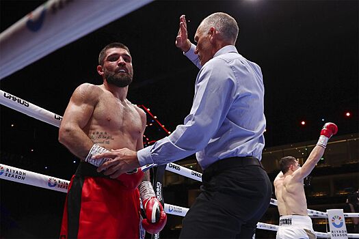 Магомед Курбанов — Исраил Мадримов, кто победил, как закончился бой, турнир с главным боем Нганну — Джошуа