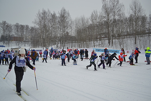 Участниками спортивного праздника «Лыжня строителей - 2021» стали около 2 тысяч человек