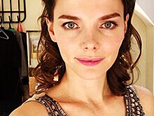 Пикантное фото Елизаветы Боярской вызвало неоднозначные эмоции у поклонников