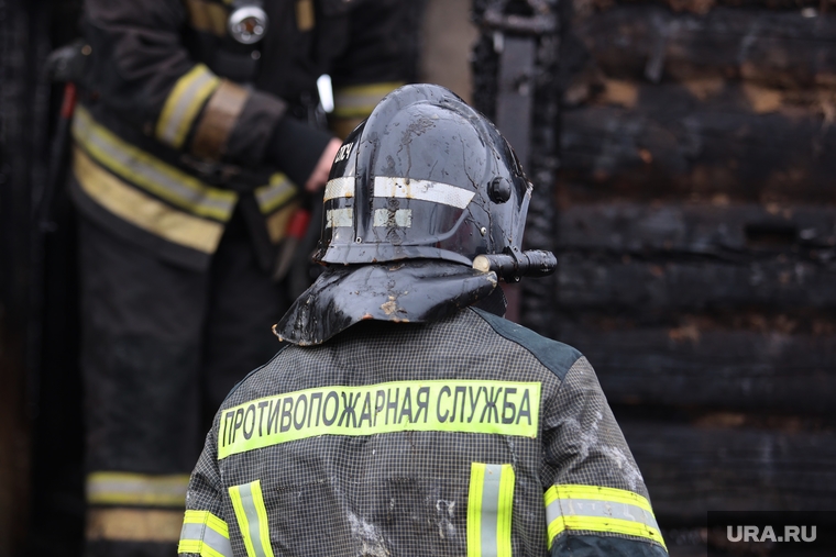 В Кудымкаре сосед помог спасти восемь детей от гибели при пожаре