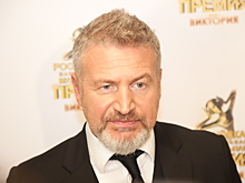 Агутин считает новогодние выступления звезд бесполезными: «Не смотрю, но участвую»