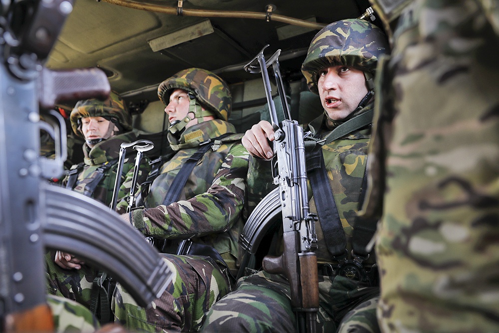 Румыния легализует ввод войск в другие страны при «опасности» для сограждан