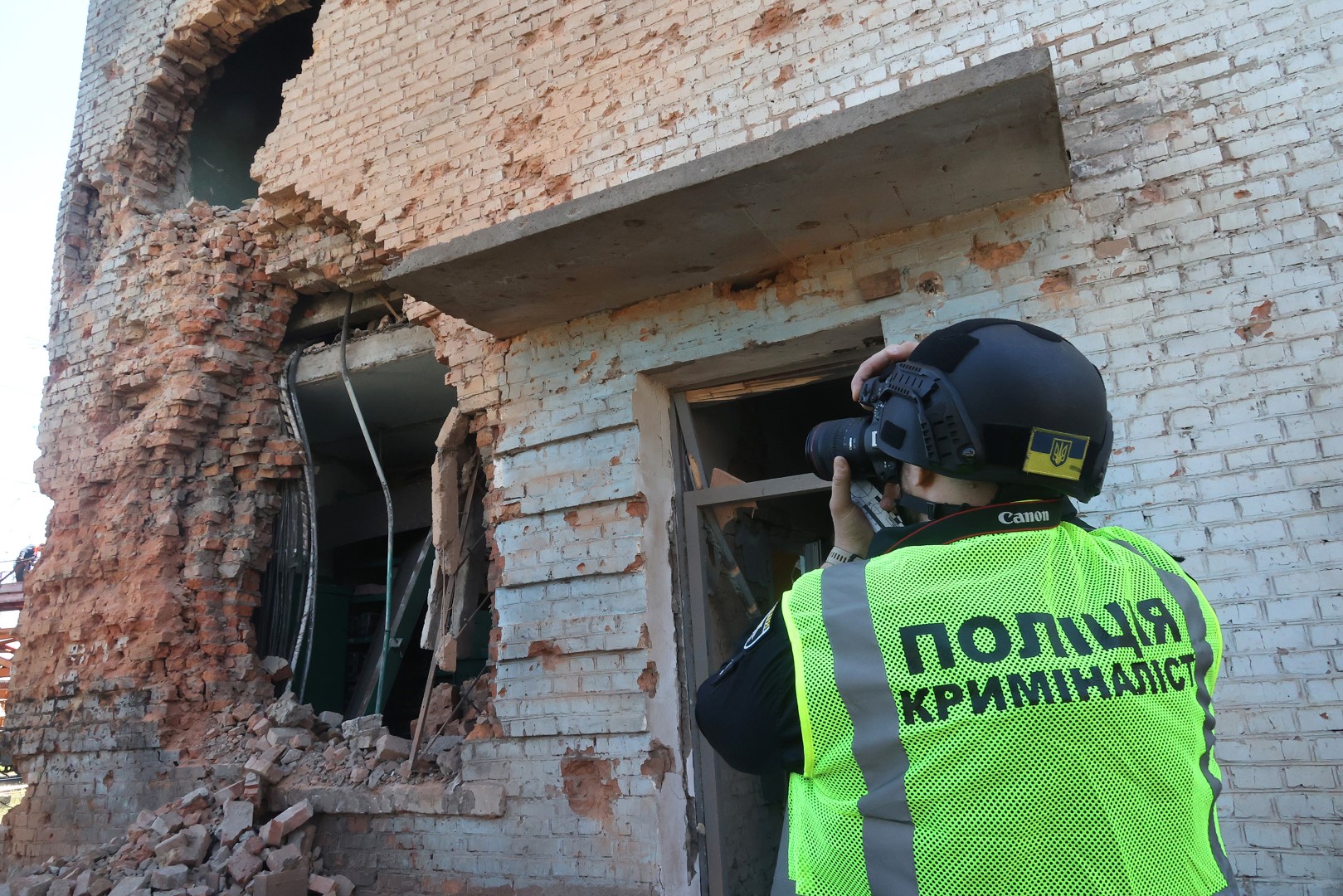 СТРАНА.ua: в Краматорске подорвали машину с начальником подготовки бригады ВСУ