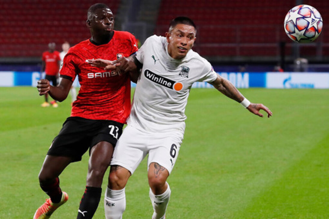 Футболист фк ренн. Ренном краснодар. Ренн краснодар стартовое фото. Ренном краснодар. Ренном краснодар.