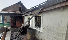 Ночью в Камышине больше двух часов боролись с пожаром