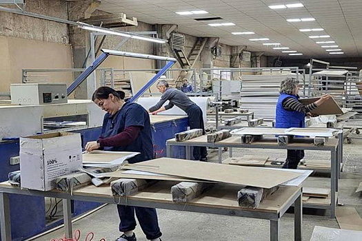 В Тюменской области ишимская фабрика запускает новую линию по производству межкомнатных дверей