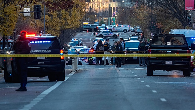 Полиция разоружила неизвестного с дробовиком у здания Конгресса США