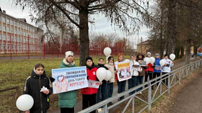 В Республике Марий Эл прошли акции «Мы выбираем жизнь!» и «Дети за безопасность на дорогах»