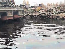 В Карелии в прибрежной зоне обнаружили разлив нефтепродуктов