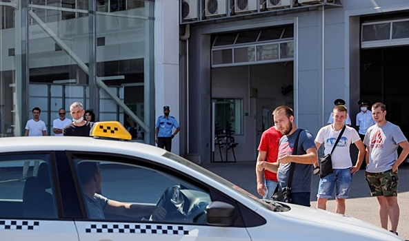 В Волгограде возникли массовые сбои в работе приложения для вызова такси