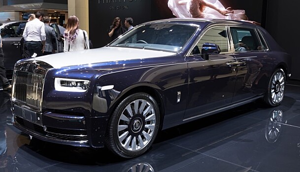 В России утвержден список автомобилей, облагаемых налогом на роскошь