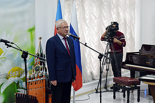 В Баку журналисты двух стран награждены по случаю Дню печати России