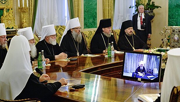 Священный Синод РПЦ выработает ответ на действия Константинополя на Украине