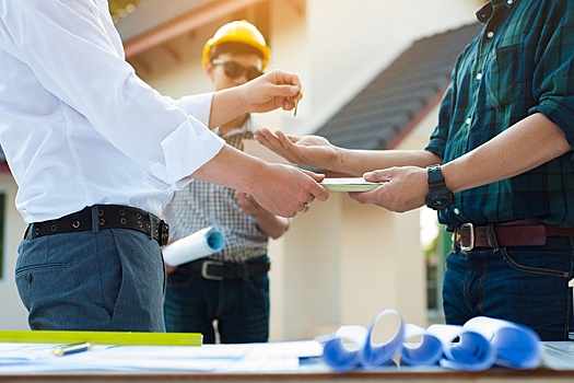 Юрист Минаев рассказал, как распознать мошенников, предлагающих услуги по ремонту квартир