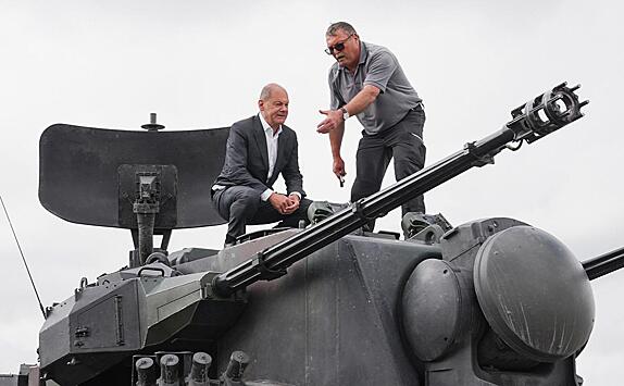 СМИ: ФРГ намеревается поставить Украине роту танков Leopard 2A6