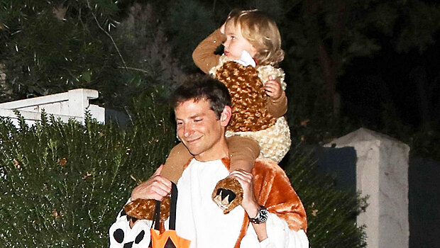 Брэдли Купер с дочерью Леей и Кейт Хадсон с семьей вместе отметили Хэллоуин