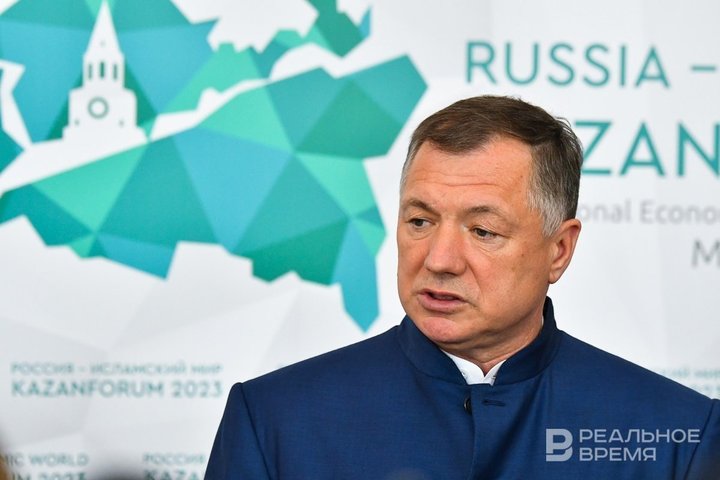 Хуснуллин поздравил Татарстан с Днем республики: «Горжусь родной Казанью»