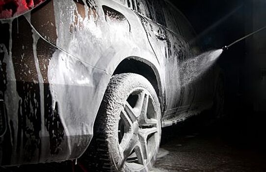 Зачем мыть машину зимой?