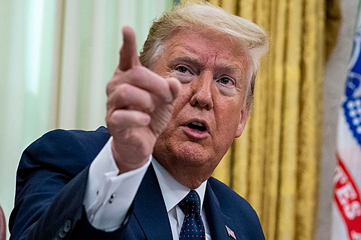 В Канаде собирают подписи под петицией, призывающей к запрету для Трампа въезда в страну
