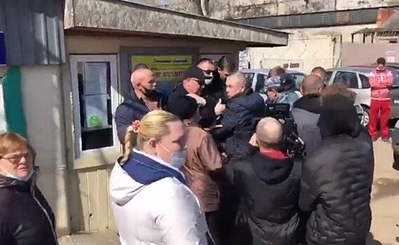 В Челнах из-за дороги произошел конфликт между дачниками трех СНТ