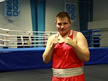 Волгоградский боксер вышел в полуфинал чемпионата страны