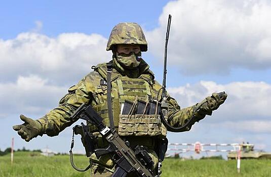 Украинский политолог Соскин призвал ввести войска НАТО в города ДНР и ЛНР
