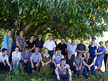 Встреча в тени лавровишни: ветераны группы "Стрелец" 24 года спустя