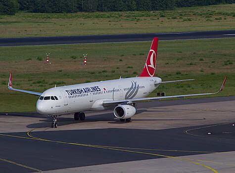 Turkish Airlines задерживает самолеты в Анталью из Москвы и Санкт-Петербурга