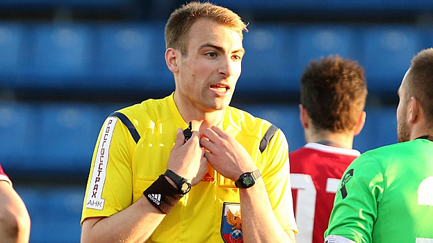 Не дал пенальти в ворота «Зенита», не удалил Оздоева… Кто будет судить матч «Крыльев» с «Зенитом»